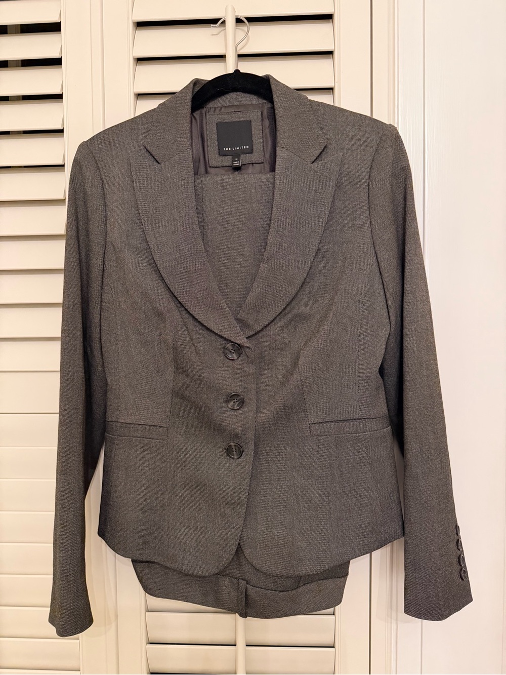 Like New! The Limited Women's Brown Suit Sz 10